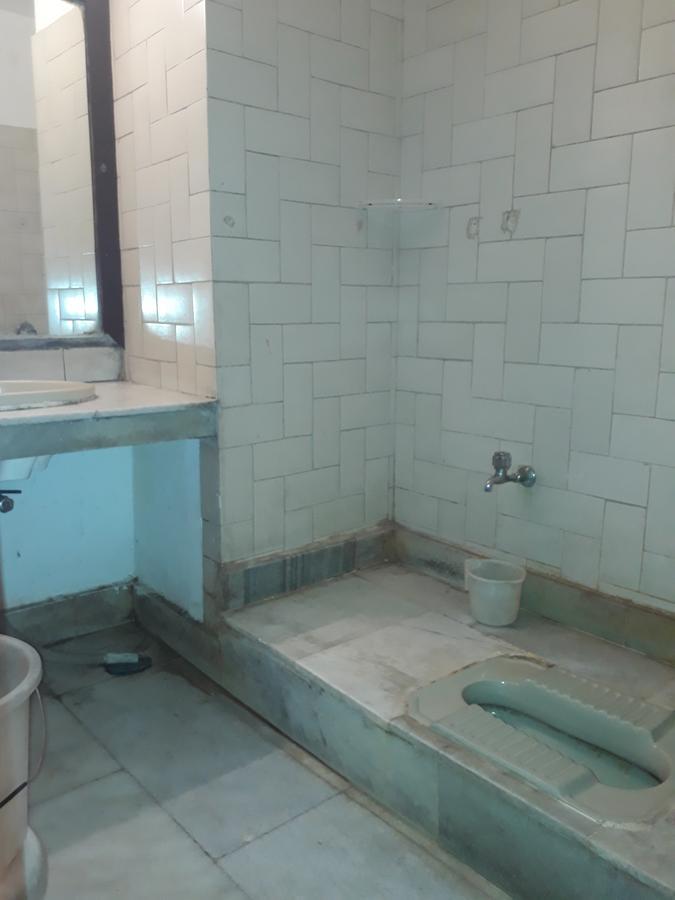 Standard Hotel And Resturant Srīnagar Екстериор снимка
